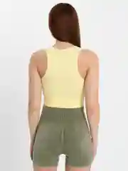 Желтый топ в рубчик