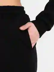Черный костюм женский