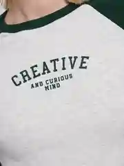 Лонгслив ТВОЕ короткий с надписью creative
