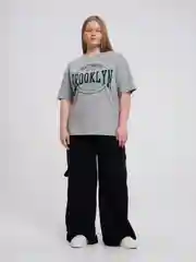 Серый меланж футболка ТВОЕ свободная plus size из хлопка с надписью brooklyn