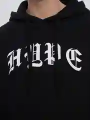 Черный худи ТВОЕ утепленное оверсайз с надписью hype