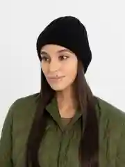 Черный шапка женская