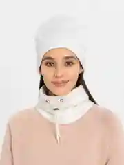 Белый шапка и снуд, женский теплый комплект