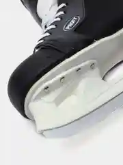 Черный коньки хоккейные Profy 3000
