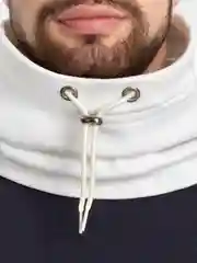 Белый шапка и снуд для мальчика