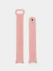 Розовый силиконовый ремешок на Xiaomi Mi Band 8