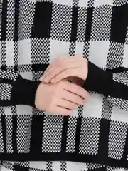Белый костюм женский, трикотажный, юбка и джемпер, разные цвета