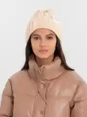 Молочный шапка бини вязаная, с отворотом