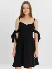 Черный платье коктейльное, на жемчужных бретелях