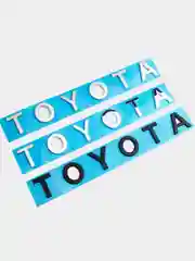 Логотип TOYOTA