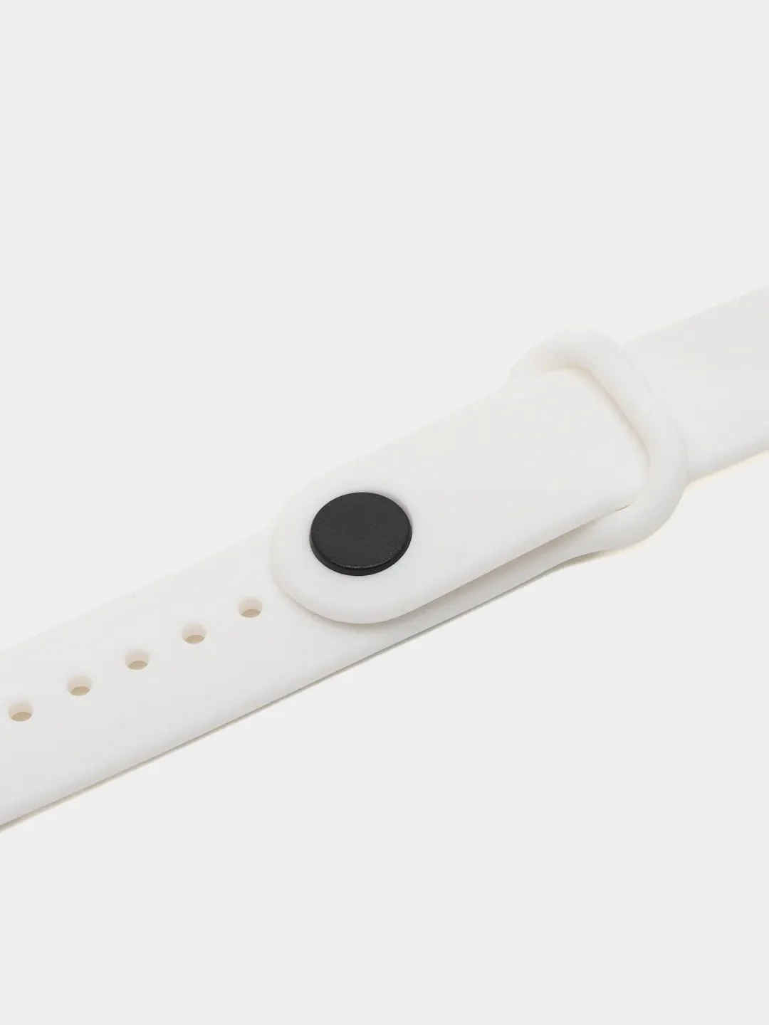 Белый силиконовый ремешок на Xiaomi Mi Band 8