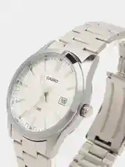 Белый часы наручные CASIO Collection MTP-VD03