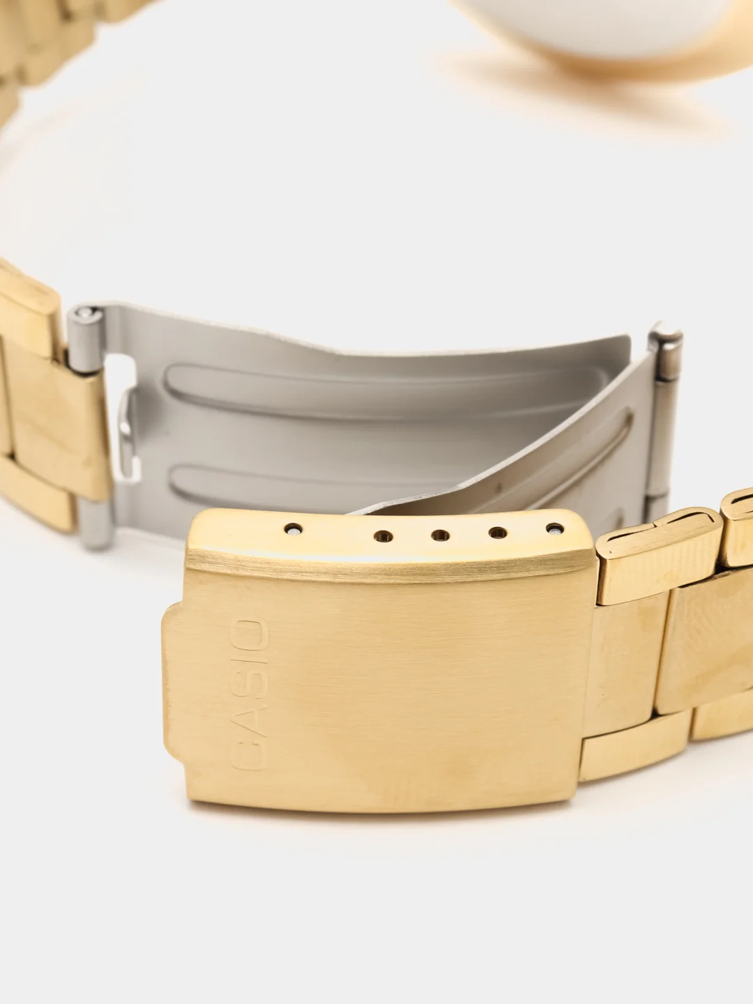 Белый часы наручные CASIO Collection MTP-VT01