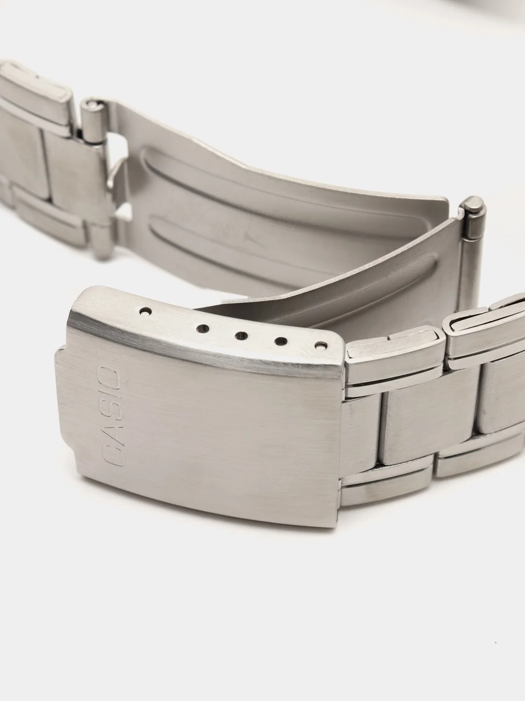 Черный часы наручные CASIO Collection MTP-V004D