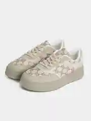 Женские кроссовки