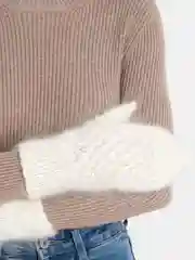 Молочный варежки женские тёплые зимние