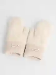 Молочный варежки женские