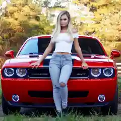 Колпачки автомобильные для колёс на ниппель шин, светящиеся с логотипом "Toyota"
