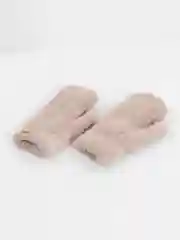 Молочный варежки женские