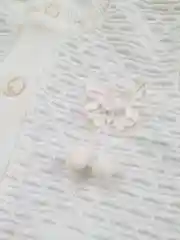 Белый костюм вязаный