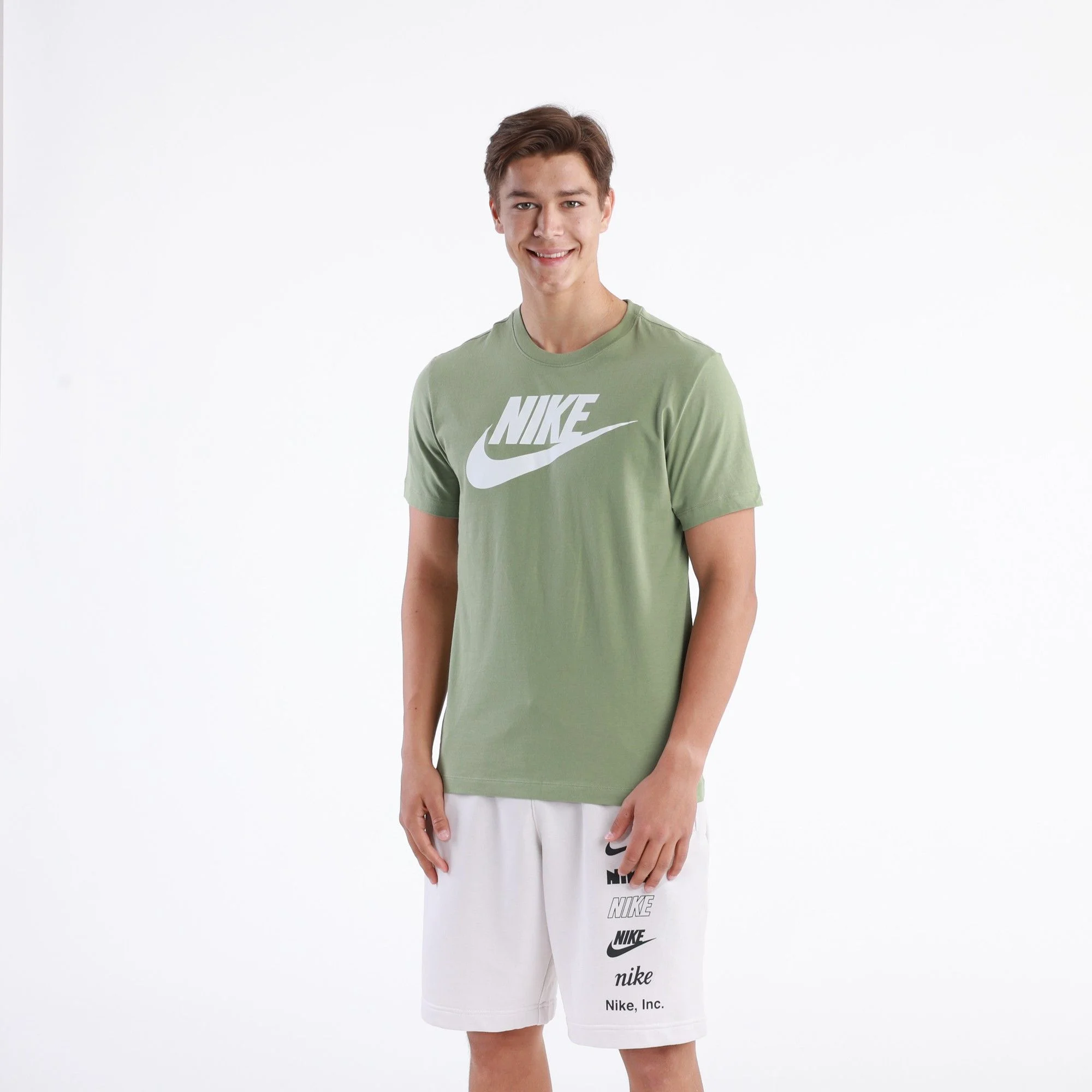 Хаки футболка мужская Nike SPORTSWEAR T-SHIRT ICON FUTURA