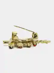 Зеленый брошь новогодняя