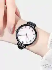 Белый стильные женские наручные часы