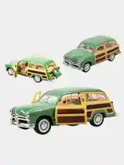 Зеленый машинка металлическая Kinsmart Ford Woody Wagon KT5402D, 1:40