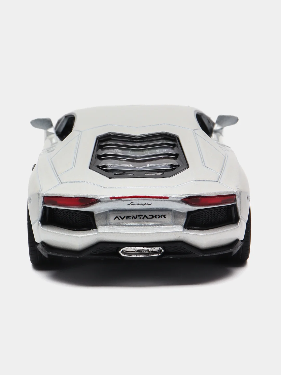 Белый lamborghini Aventador LP 700-4 KINSMART KT5355D
