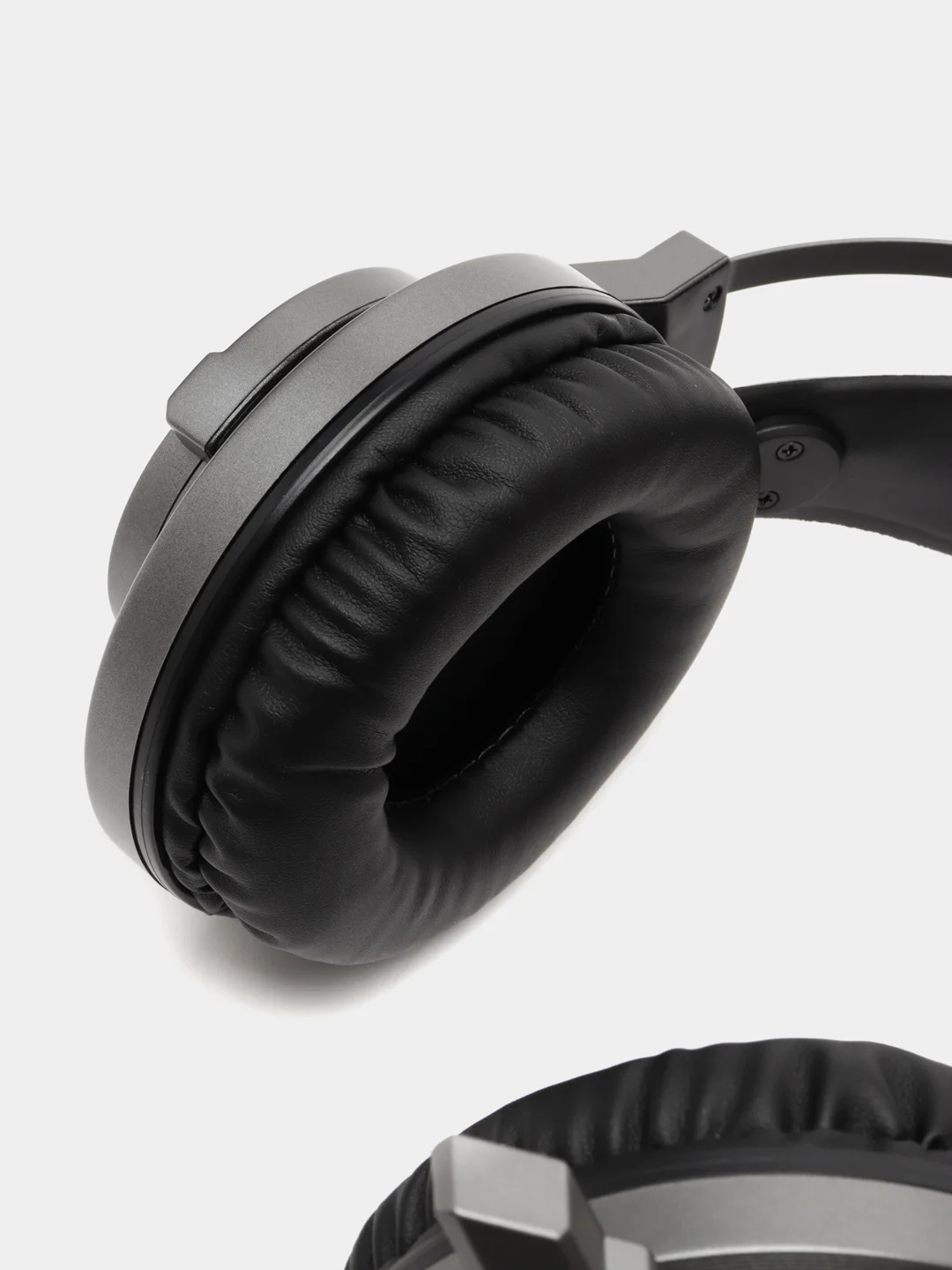 Игровые наушники с микрофоном A4Tech Bloody G437, черные, 1.8 м, мониторные, G437