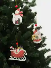 Разноцветный новогодняя ёлочная игрушка из дерева / подвеска - украшение на ёлку / Новый год