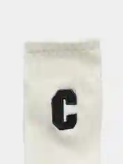 Белый носки с буквой "С"
