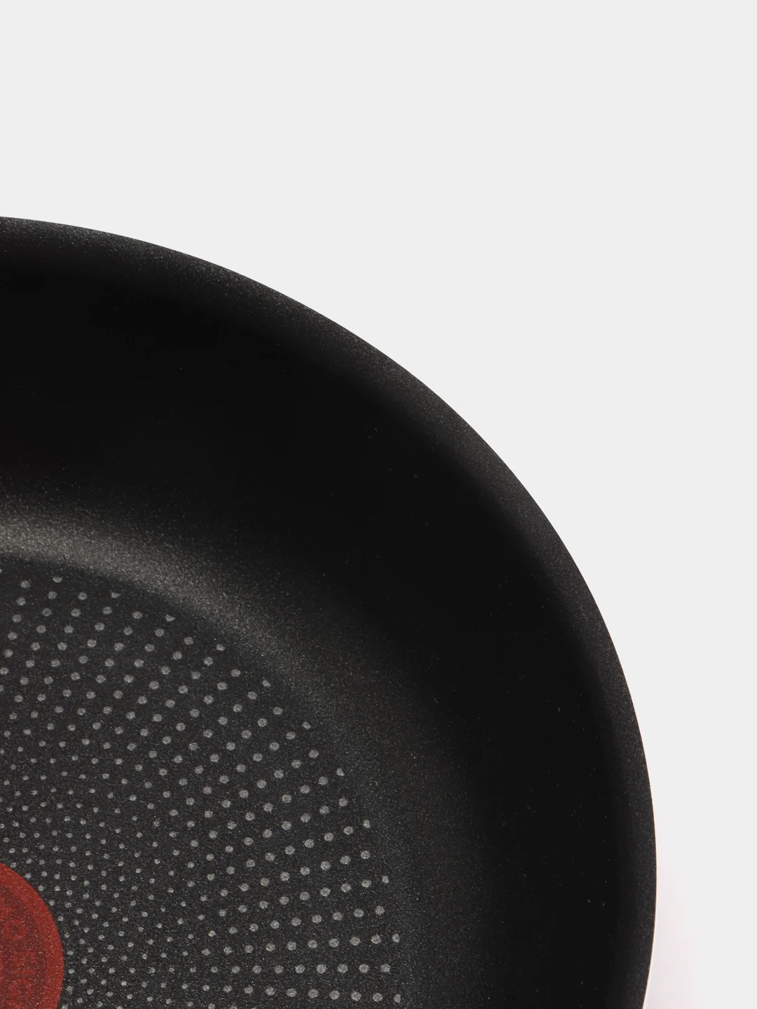 Сковорода Tefal Force 4218022, 22 см, без крышки, черный