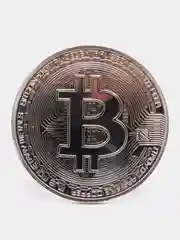 Серебряный сувенирная монета "Биткоин"