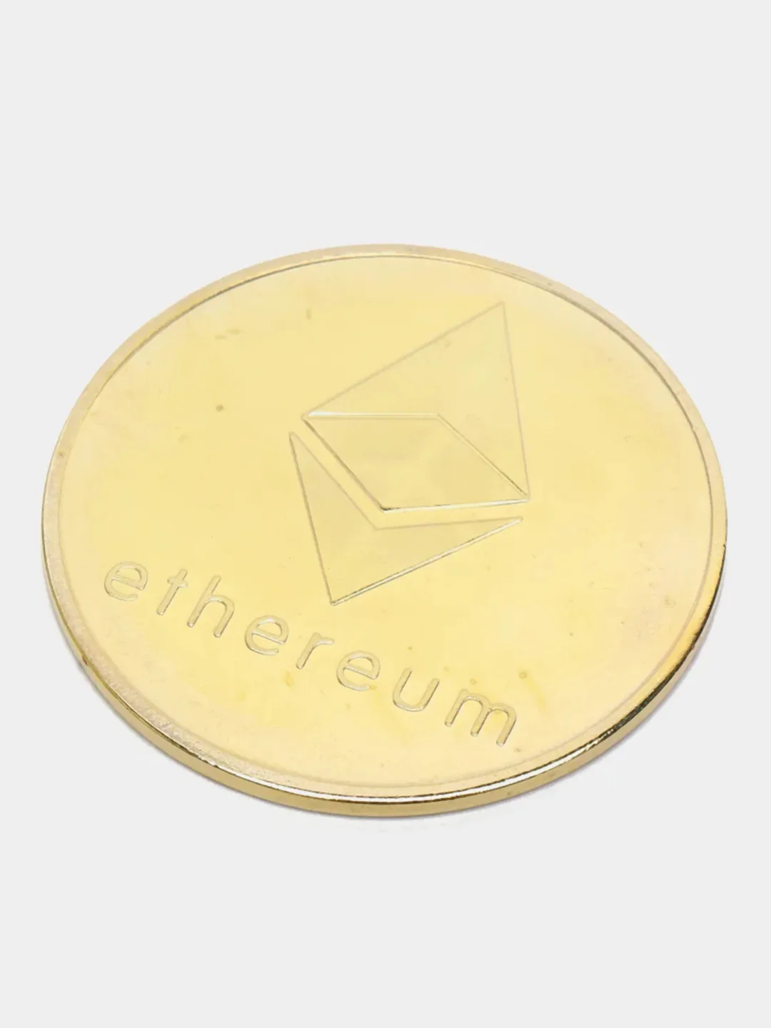 Золотой сувенирная монета Ethereum