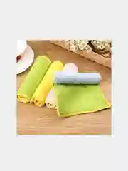Голубой полотенце из микрофибры.  Впитывающая кухонная тряпка