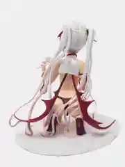 Бордовый фигурки