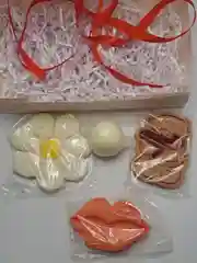 Подарочный спа/spa набор для ванн:бомбочка для ванн бурлящий шарик и твердая пена для ванн