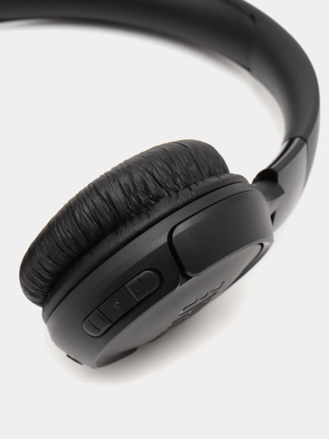 Черный беспроводные наушники JBL Tune 520BT