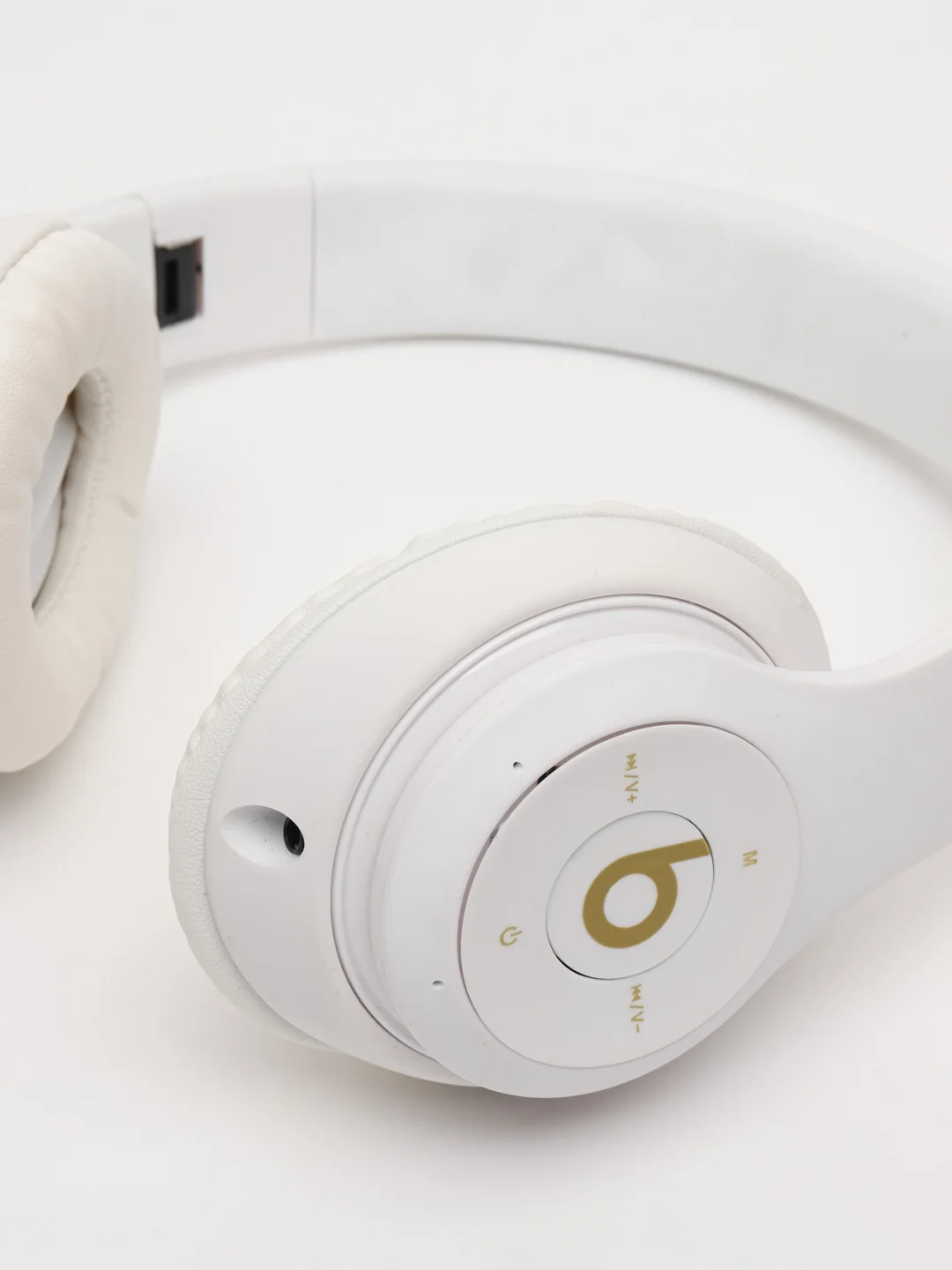 Беспроводные Bluetooth-наушники Studio3, белые