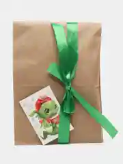 Лазурный подарочный набор косметики с новогодними носками,бьюти бокс,подарок на новый год