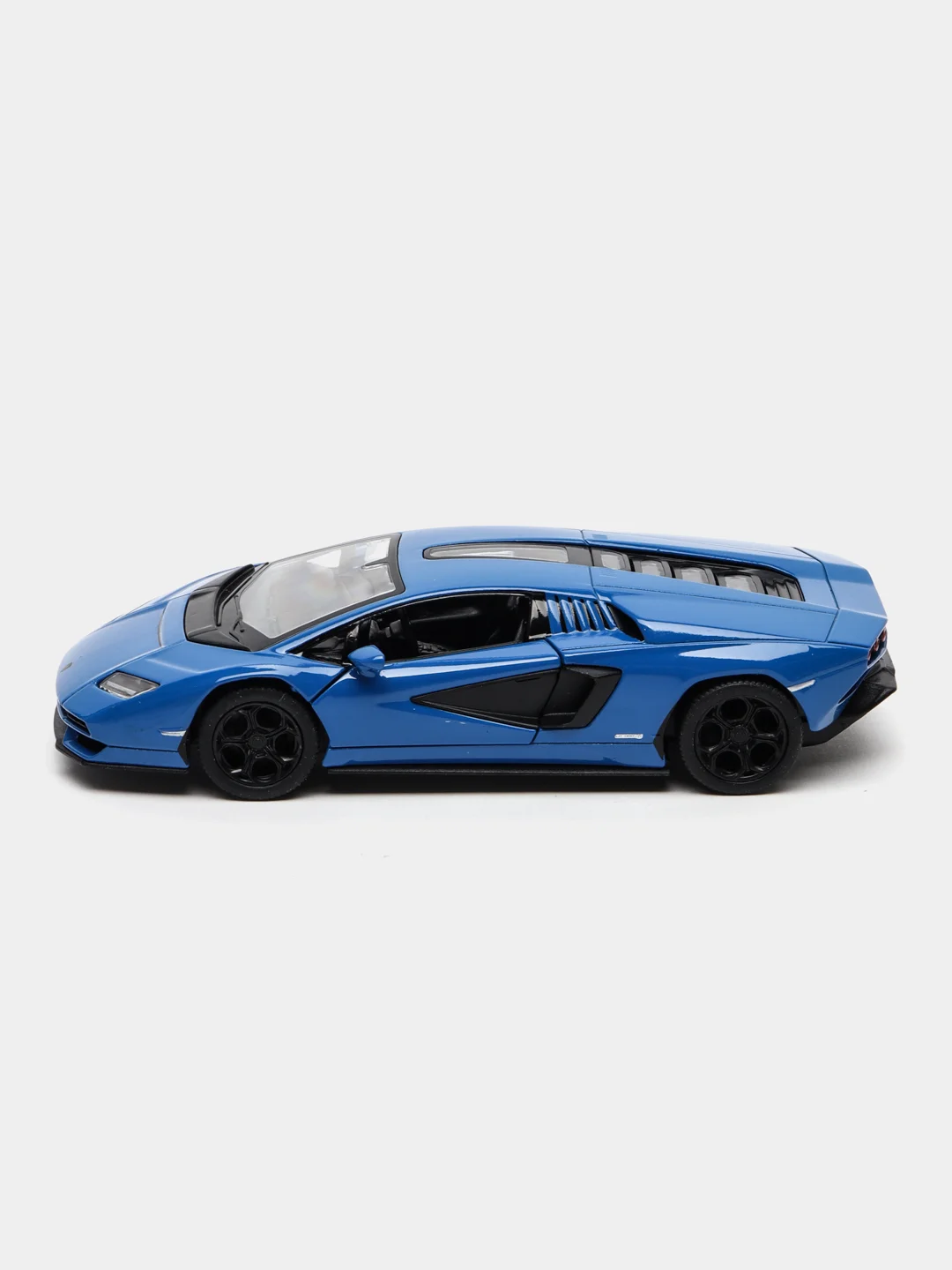 Синий lamborghini Countach LPI 800-4 KT5437D