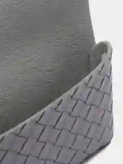Белый футляр для очков с салфеткой