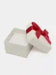 Молочный коробка подарочная под серьги, кольцо, 5*5 см