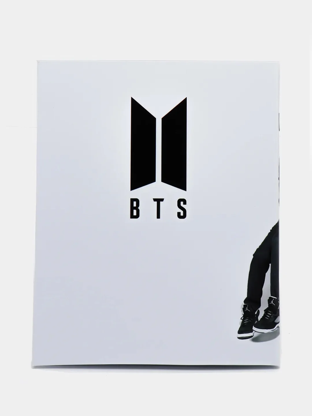 Белый тетрадь в клетку BTS, K-Pop (4 вида) 60 листов