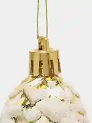 Золотой набор елочных игрушек "Шишки", 5 штук, разные цвета