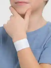 Белый браслет светоотражающий