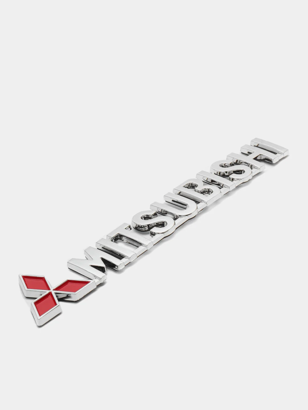 Серебряный логотип-шильдик Mitsubishi Митсубиси 17 х 2 см