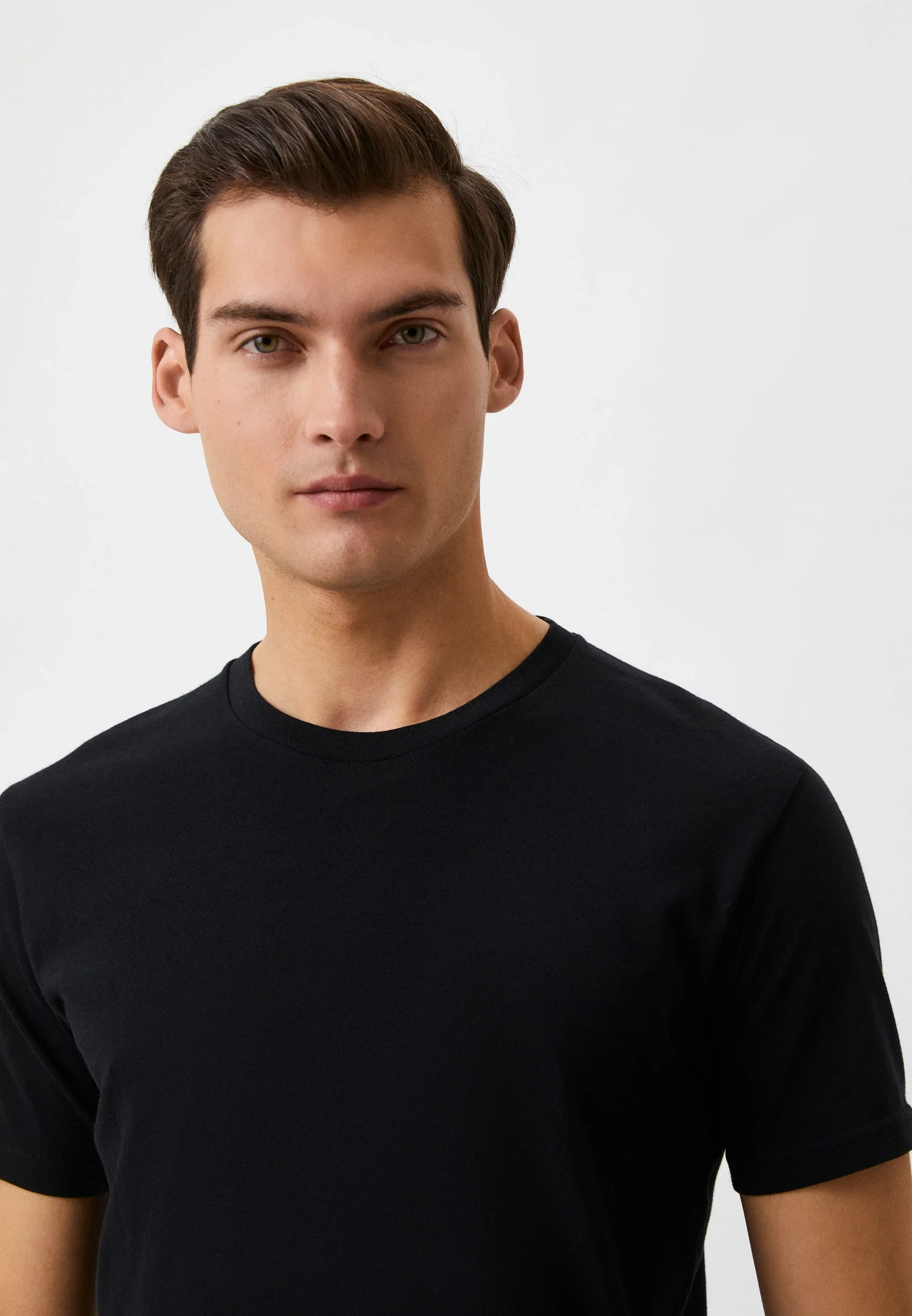 Черный футболка UNIQLO DRY, круглый вырез, короткий рукав