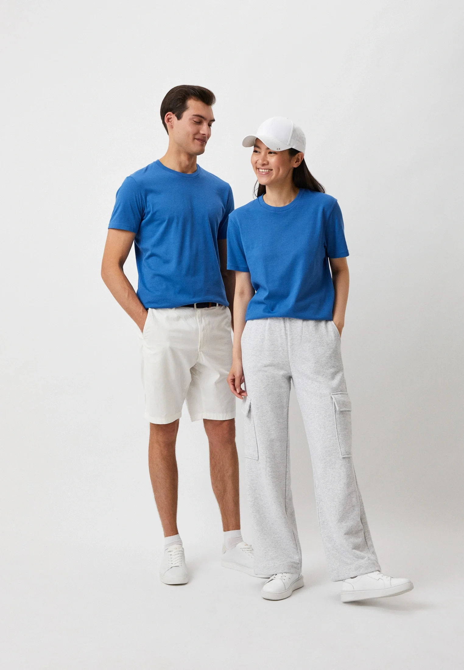 Голубой футболка UNIQLO DRY, круглый вырез, короткий рукав